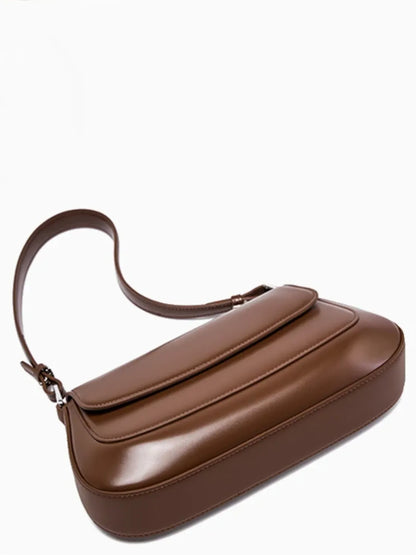 Bolsa Femenina Baguette de Hombro en Cuero con Asa Ajustable - Briana