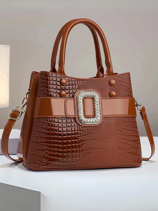 Bolsa Femenina de Hombro en Cuero Brillante con Textura Cocodrilo - Tereza