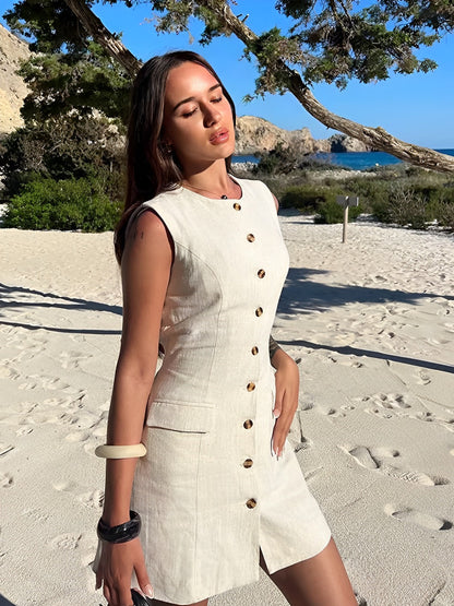 Vestido Femenino Corto en Lino sin Mangas con Cierre en Botones - Noemi