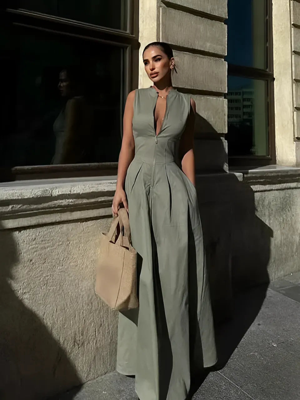 Vestido Femenino Largo con Cierre en el Busto, Cintura Imperio y Bolsillos - Liriel