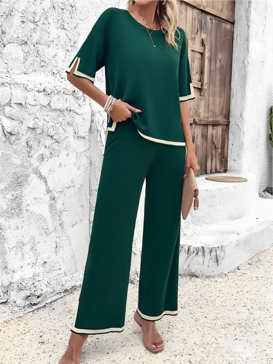 Conjunto Femenino en Viscosa con Blusa Mullet de Manga Corta y Pantalón de Cintura Alta con Abertura en la Barra – Mirtes
